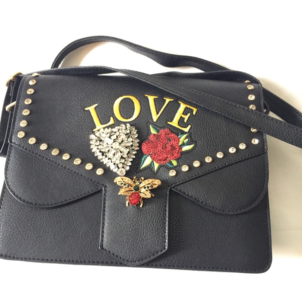 Black embezzled bag!
